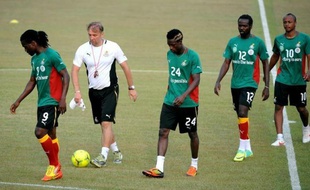 Le Ghana, finaliste de la dernière édition, aborde la CAN-2012 avec une grande confiance mardi face aux néophytes du Botswana (16h00 GMT), tandis que le Mali-Guinée (19h00 GMT) pourrait offrir une option pour la qualification, dans le groupe D à Franceville.