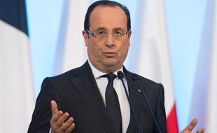François Hollande le 6 mars 2013, à Varsovie (Pologne).