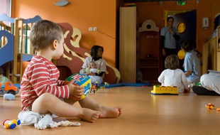 Illustration d'une crèche municipale.