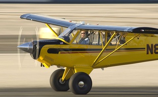 Harrison Ford aux commandes d'un avion à Los Angeles, le 19 novembre 2009.