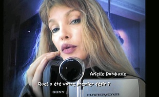 Arielle Dombasle passe derrière la caméra pour La Traversée du désir.