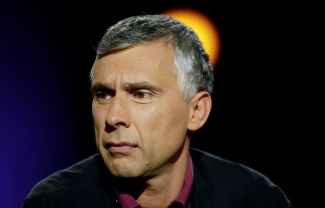 Daniel Schneidermann. Daniel Schneidermann.
