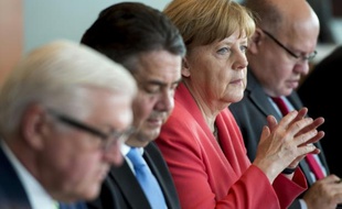 La chancelière allemande Angela Merkel participe à la réunion hebdomadaire de son gouvernement, le 8 juillet 2015 à Berlin