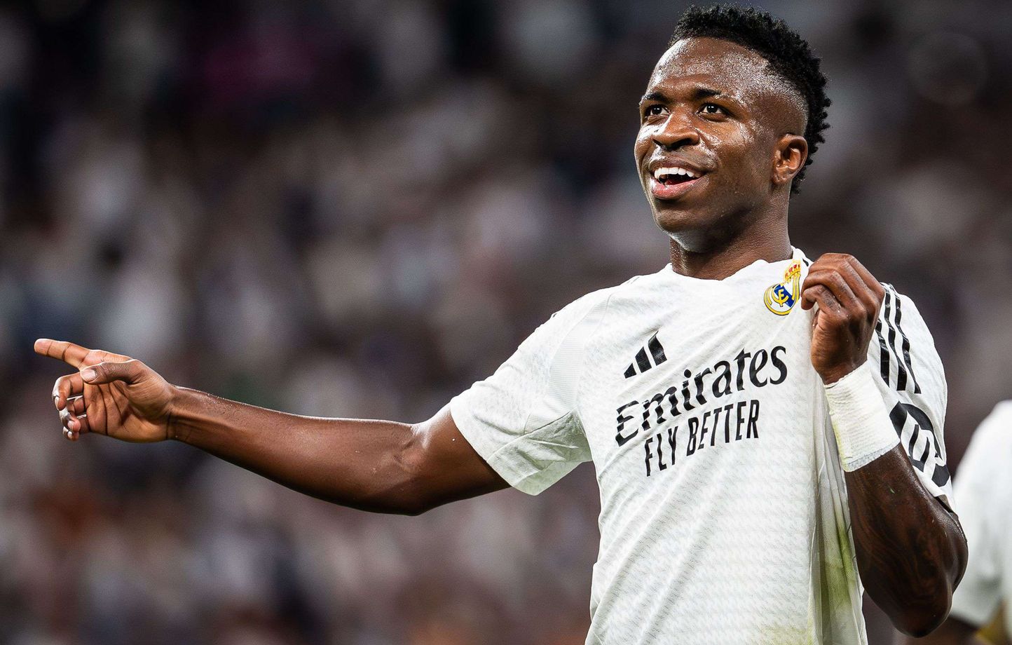 Ballon d'or 2024 : « Marca » annonce déjà le sacre de Vinicius Jr, un mois  avant la cérémonie