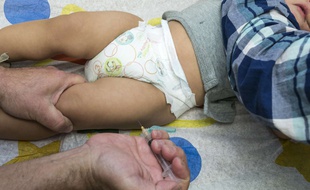 La ministre de la Santé réfléchit à rendre 11 vaccins obligatoires.