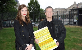 Francis Huster et Gaia Weiss en 2011, année de leur rencontre selon le comédien.