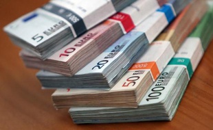 Selon cette enquête, 26 % du chiffre d'affaires à l'international des grandes banques françaises serait réalisé dans les paradis fiscaux.