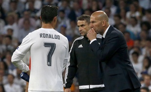 Zidane et Ronaldo lors de Real Madrid-Manchester City, le 4 mai 2016.