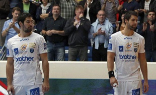 Les frères Karabatic, Nikola (à g.) et Luka, lors d'un match de LNH contre le PSG, le 30 septembre 2012 à Paris.