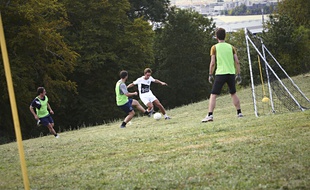 « La Belle Equipe », lors du tournoi de foot en pente à Cenon, disputé le week-end du 5 et 6 septembre 2015.