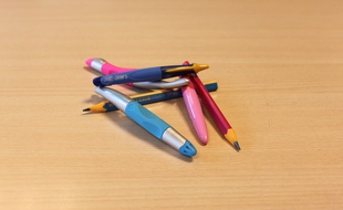 Les nouveaux crayons ergonomiques qui vont sortir pour la rentrée 2014.