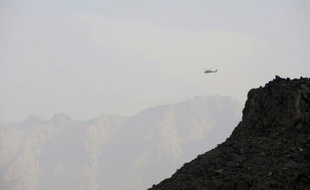 Quinze soldats, dont deux étrangers dont la nationalité n'a pas été précisée, capturés par les talibans après l'atterrissage en urgence de leur hélicoptère dans le nord de l'Afghanistan