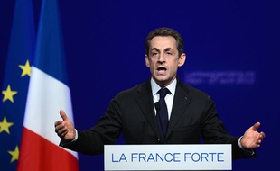 Nicolas Sarkozy en déplament à Dijon (Côte-d'Or), le 27 avril 2012.