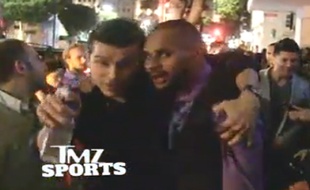 Les joueurs des Spurs ont visiblement noyé leur chagrin dans l'alcool après leur élimination dès le 1er tour des play-offs, le 2 mai 2015.