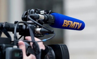 Logo de BFM TV, le 3 avril 2015 à Paris