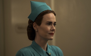 Sarah Paulson campe le rôle-titre de la nouvelle série de Ryan Murphy, « Ratched ».