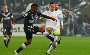 Match engagé entre le Marseillais Thauvin et le Bordelais Kamano.