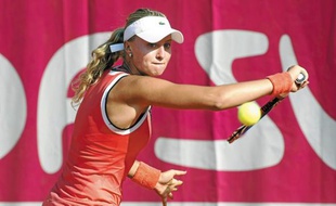 La Française Kristina Mladenovic sera de retour cette année sur la terre battue azuréenne.