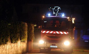 Deux enfants âgés de 7 et 8 ans et une femme sont morts dans la nuit de vendredi à samedi à Carcès (Var), dans l'incendie d'un chalet, dont l'origine reste à déterminer,