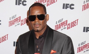 Le chanteur de R&B R. Kelly