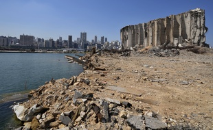 Le port de Beyrouth le 13 juillet 2021, près d'un an après l'explosion du 4 août 2021.