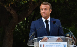Emmanuel Macron à Bormes-les-Mimosas, dans le Var, le 17 août 2019.