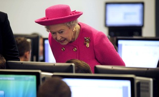 La reine Elizabeth II
le 6 novembre 2009.