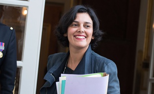 Ministre du Travail, Myriam El Khomri arrive a l'Hotel Matignon pour une reunion de travail avec le Premier ministre, Bernard Cazeneuve, Paris, FRANCE-08/12/2016//PDN_0011NIV/Credit:PDN/SIPA/1612082106