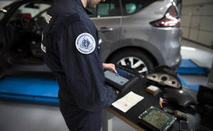 Les enquêteurs de l'IRCGN sont parvenus à trouver une trace de sang appartenant à Maëlys dans le coffre de Nordahl Lelandais (illustration)