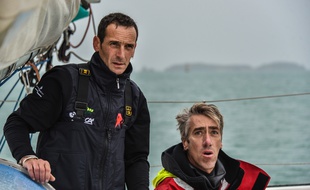 Le trimaran La French Tech Rennes Saint-Malo sera skippé par Thierry Duprey du Vorsent et Gilles Lamiré.