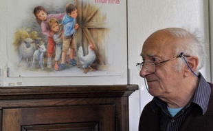 Marcel Marlier, l'illustrateur de «Martine» le 16 novembre 2010 chez lui à Tournay