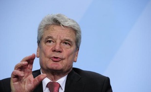 L'ancien pasteur est-allemand Joachim Gauck a été élu dimanche dès le premier tour président de l'Allemagne, face à sa seule concurrente, la "chasseuse de nazis" Beate Klarsfeld, a annoncé le président du Bundestag, Norbert Lammert.