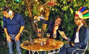 Le trio rémois John Grape a su convaincre les internautes des Inrocks.