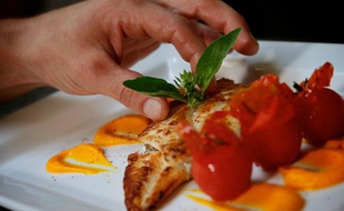 Le restaurant La Petite Gironde, à Bordeaux.