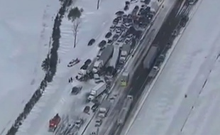 96 véhicules sont impliqués dans l'accident.