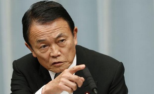 Le vice-Premier ministre chargé des Finances japonais, Taro Aso, le 28 décembre 2012, à Tokyo.