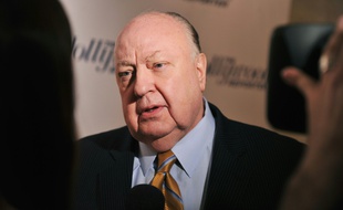 Le président de la chaine américaine Fox News, Roger Ailes, le 11 avril 2012 à New York, aux Etats-Unis