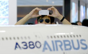 Airbus a dépassé ses objectifs annuels en commandes d'avions, avec 850 commandes nettes enregsitrées du 1er janvier au 31 octobre