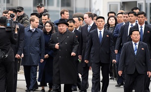 Le leader nord-coréen Kim Jong Un à son arrivée à Vladivostok en Russie, le 24 avril 2019.