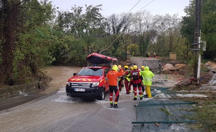 Les pompiers du Var sont à la recherche de deux personnes portées disparues.