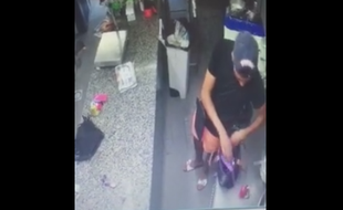 Un boulanger victime d'un vol dans l'arrière-boutique de son magasin a pu identifier l'auteur présumé du cambriolage en diffusant lundi 1er août 2016 les images de la vidéo-surveillance sur son compte Facebook.