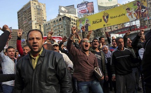 Des manifestants égyptiens au Caire, le 25 janvier 2015, jour du quatrième anniversaire de la révolution qui a conduit au départ de Hosni Moubarrak.