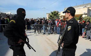 Quatre personnes, dont deux gendarmes, ont été tuées mi-février par un groupe armé dans la région de Jendouba, dans l'ouest de la Tunisie.