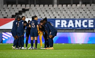 L'équipe de France féminine lors du match contre le Kazakhstan (12-0), le 1er décembre 2020 à Vannes.