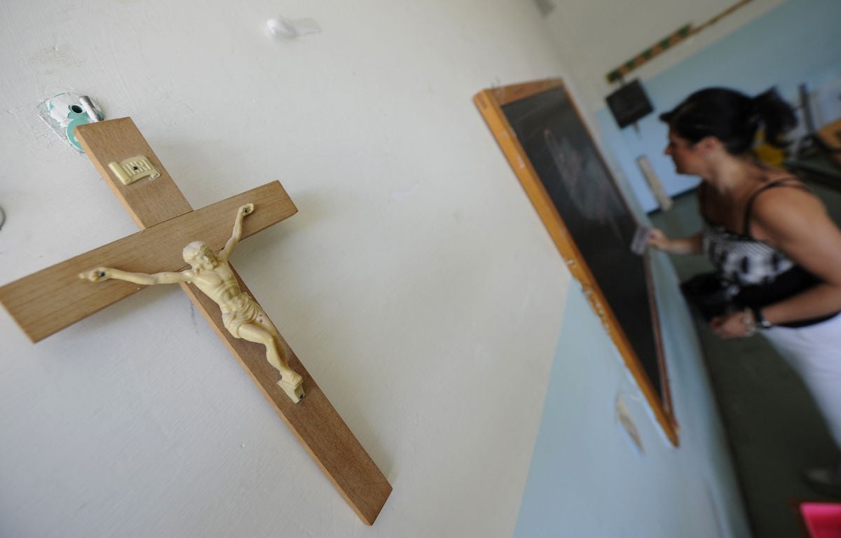 Des « prières en classe » ? Levée de boucliers après les propos de l'Enseignement catholique
