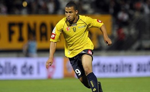 L'attaquant américain du FC Sochaux, Charlie Davis, a été pris dans un accident de voiture, le 13 octobre 2009