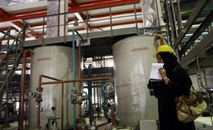 De nouvelles sanctions européennes contre l'Iran sont à l'étude entre Paris, Berlin et Londres, selon des sources diplomatiques européennes, qui ont assuré jeudi qu'aucune liste des entités et des responsables iraniens visés n'avait encore été arrêtée.
