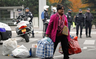 Lyon, le 18 novembre 2013 - Illustration de l'évacuation d'un campement sous le pont Kitchener.
C Villemain/20 Minutes