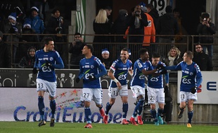 Ligue 1: Gonflé à bloc, Strasbourg aborde le derby à Metz avec la confiance et une belle place au classement