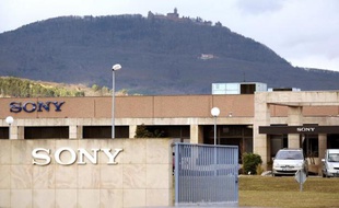 L'usine Sony de Ribeauvillé (Haut-Rhin) va supprimer 154 emplois d'ici à la fin de l'année dans le cadre de sa vente à la société française Cordon Electronics, ont indiqué les syndicats et la direction de Sony France.